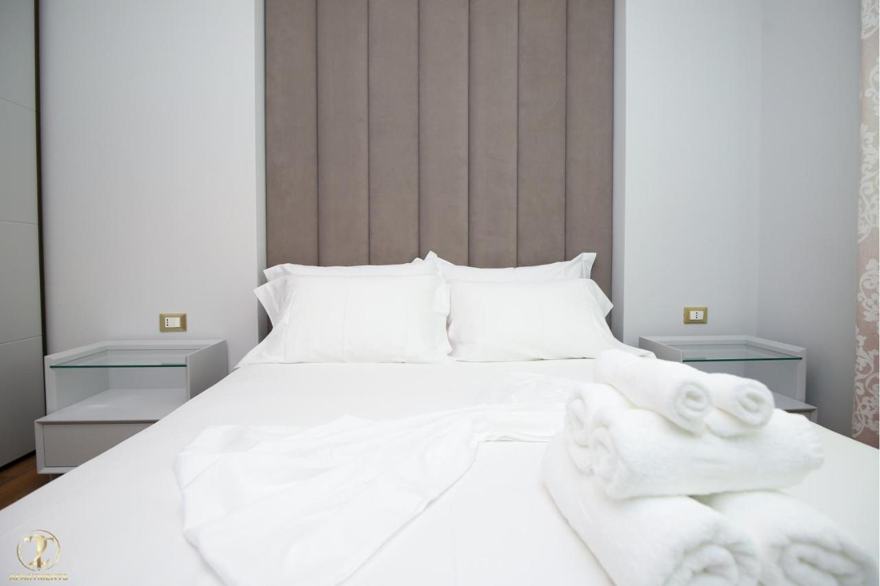 T2 City Apartments Vlorë Esterno foto