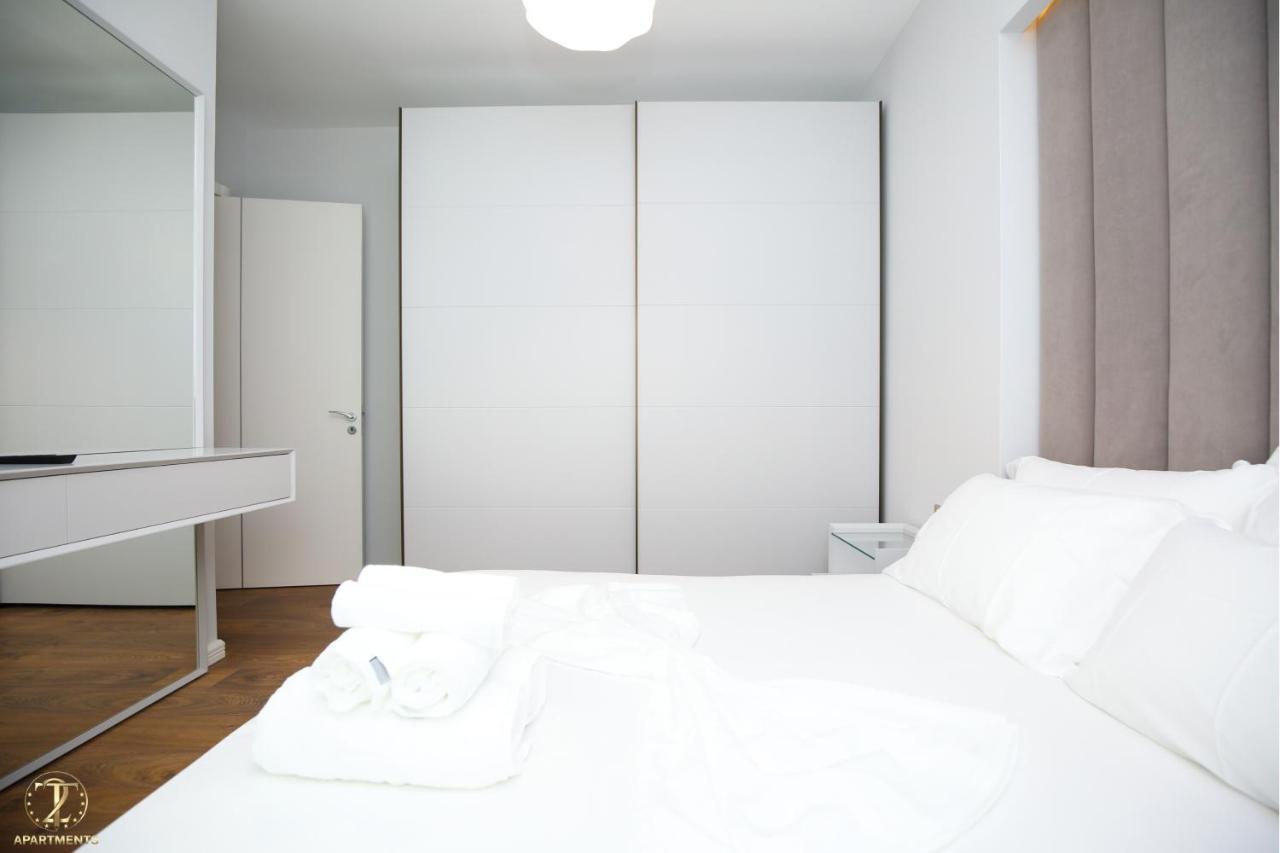 T2 City Apartments Vlorë Esterno foto