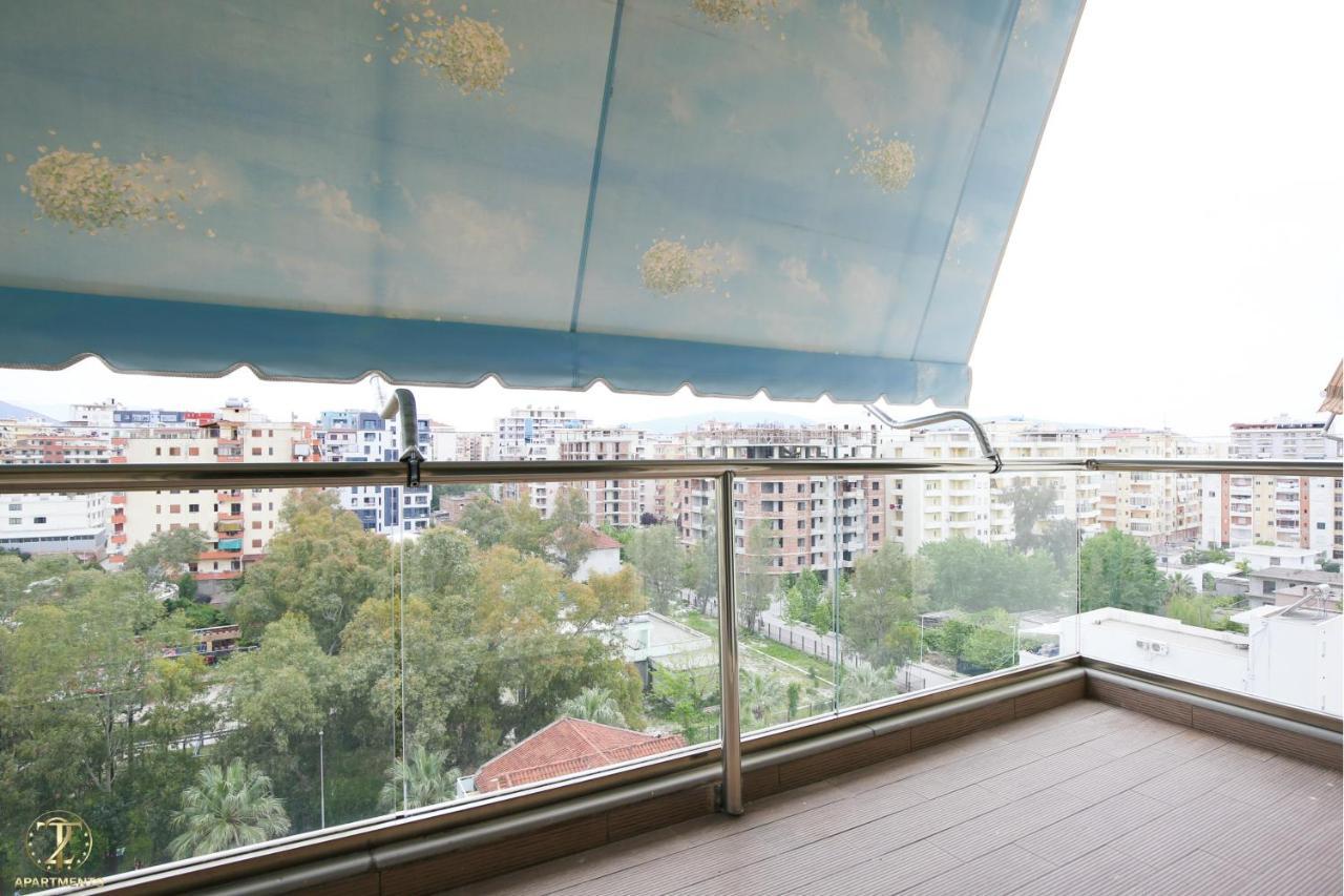 T2 City Apartments Vlorë Esterno foto